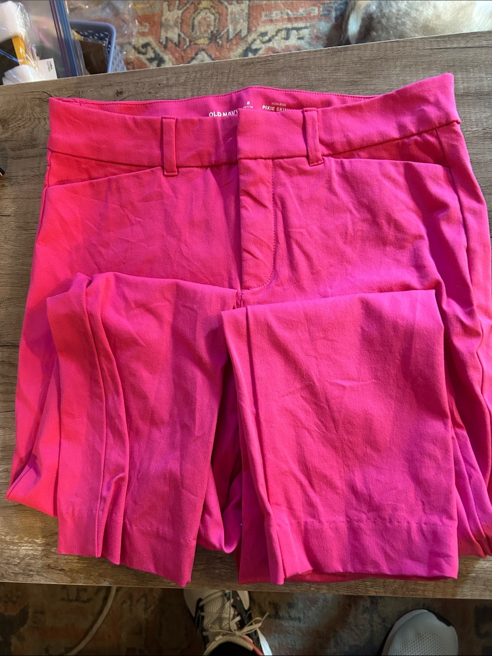 Old Navy Hot Pink Women's High Rise Pixie Skinny Pants 8. NWOT